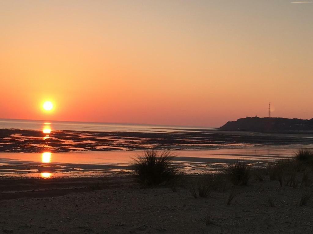 Chambre D'Hotes "Lumiere Du Cap" Vue Mer Barneville-Carteret Εξωτερικό φωτογραφία